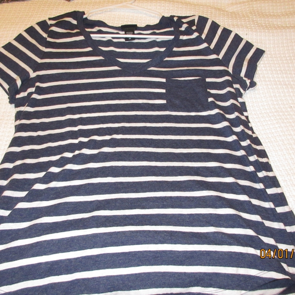 Torrid Navy and white stripped vneck tshirt